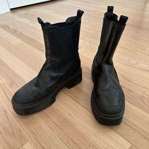 Sam Edelman boots barely worn